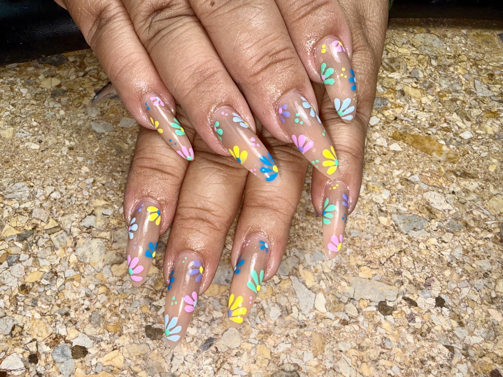 Nail Luv nail photo 1